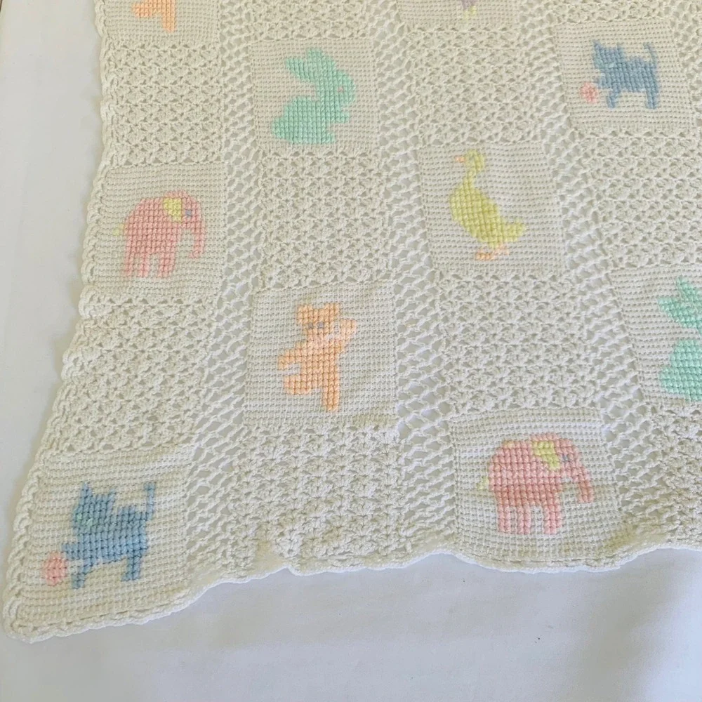 Handmade Crochet Baby‎ Blanket Cream Colorful Pastel Animals Shower Gift Nursery